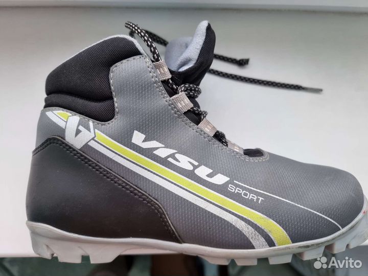 Лыжные ботинки visu