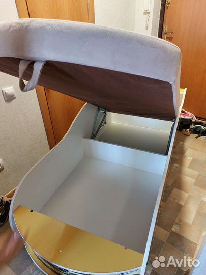 Кровать-машина Мерседес