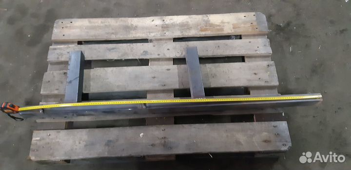 Металлический каркас для стеллажа