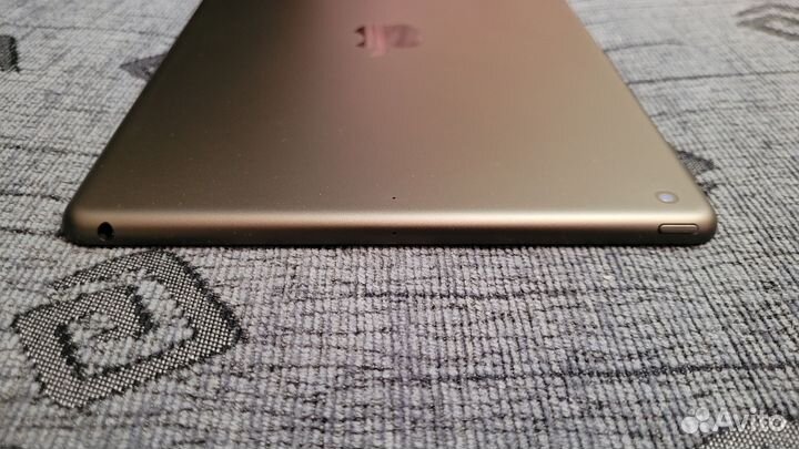 Планшет Apple iPad A2270 со стилусом A1603