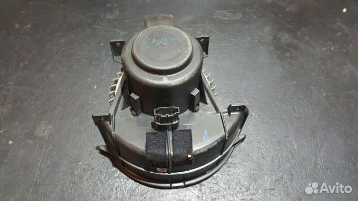 Мотор печки Porsche Cayenne 957 M48.51 08