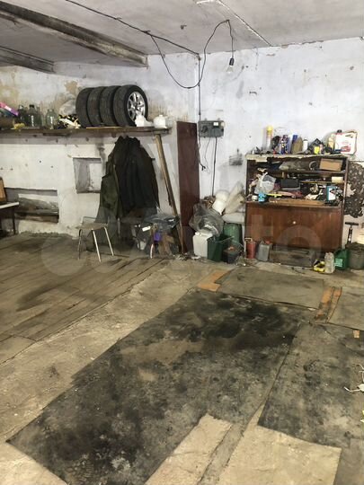 Гараж, > 30 м²