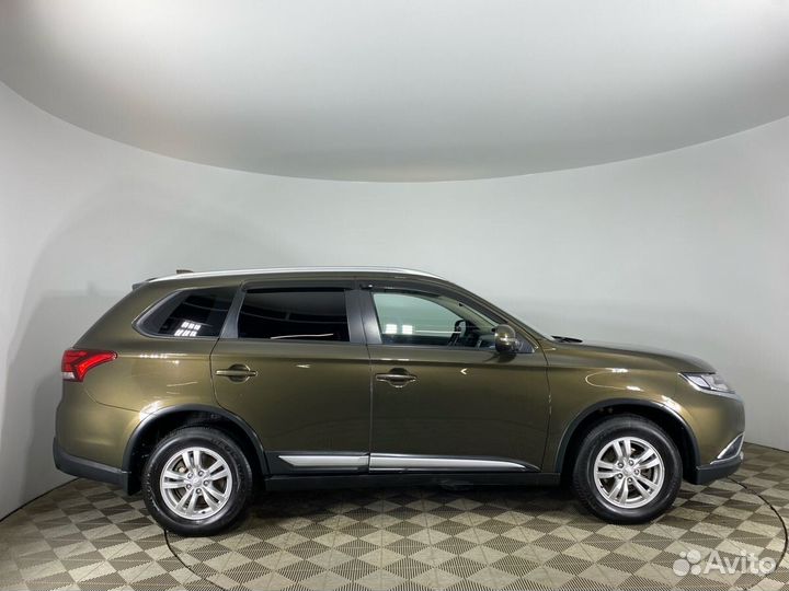 Mitsubishi Outlander 2.0 CVT, 2018, 107 301 км