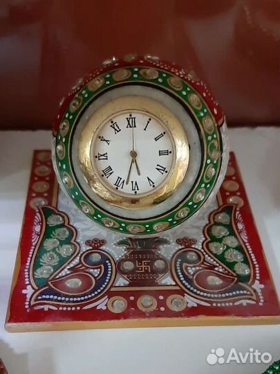 Настольные часы из мрамора Индия