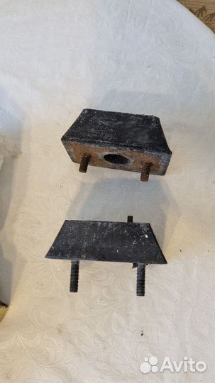 Подушки двигателя газ