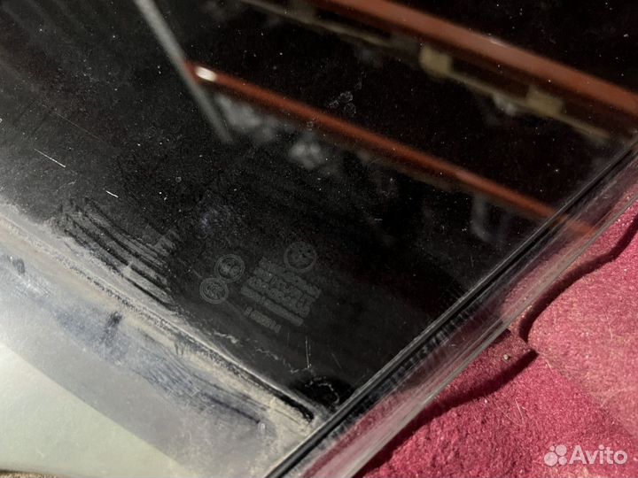 Стекло двери передней левой BMW X5 E70