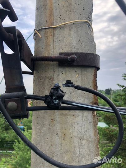 Электрик по столбам