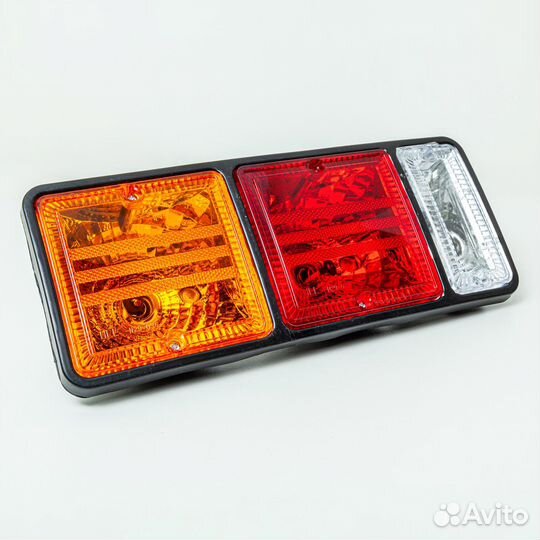 Стоп сигнал MMC canter, правый, широкий, SAT