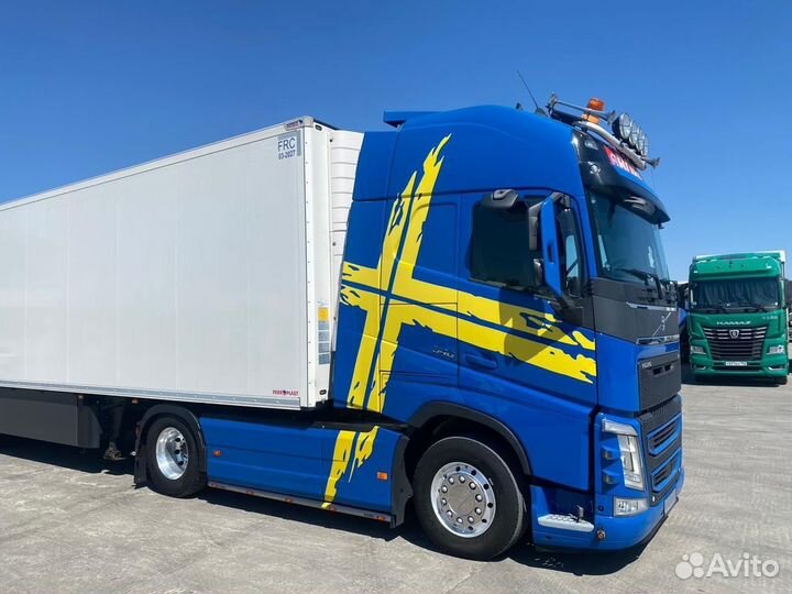 Volvo FH 540 с полуприцепом, 2020