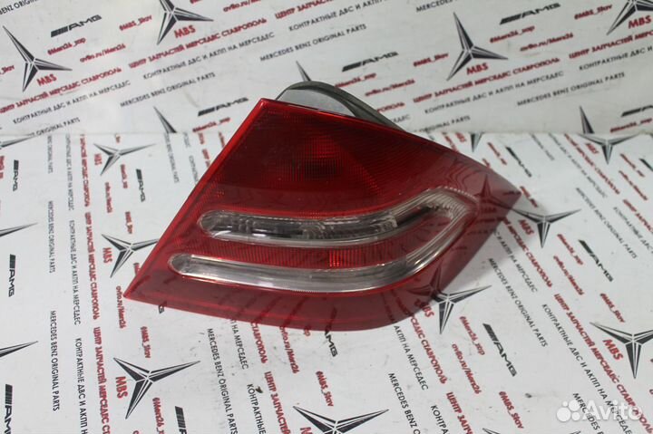 Фонарь w203 Mercedes задний правый