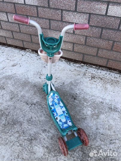 Самокат детский трехколесный