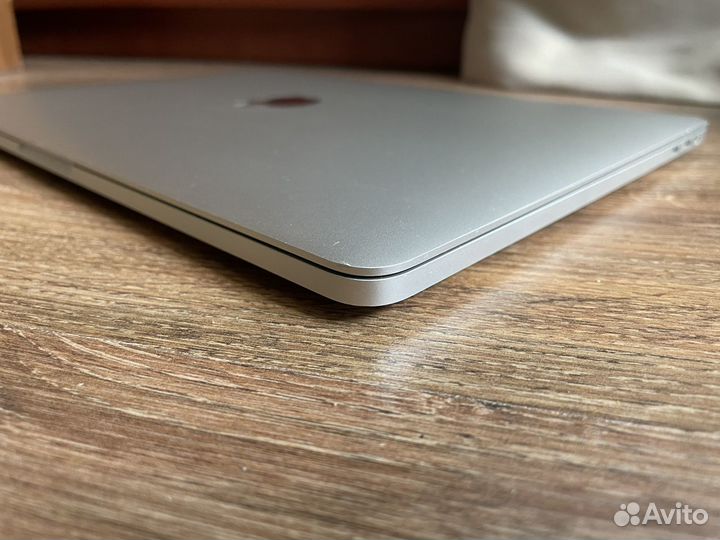 Macbook pro 13 2018 8/500