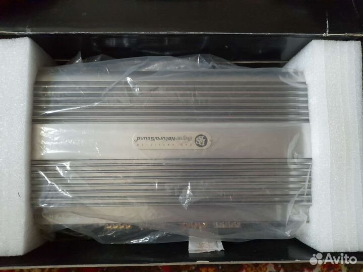 Автомобильный усилитель звука DLS A 4