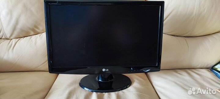 Монитор LG Flatron w2343T-PF