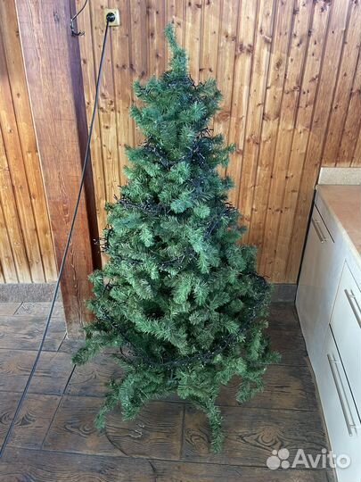 Новогоняя елка