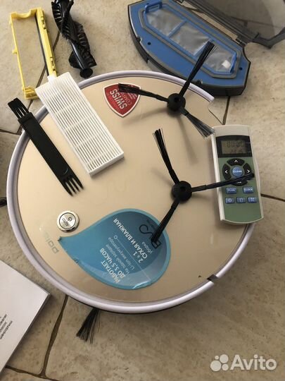 Робот пылесос polaris pvcr 0726W