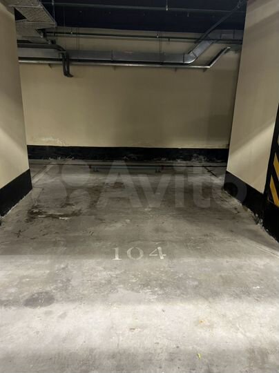 Машиноместо, 16 м²