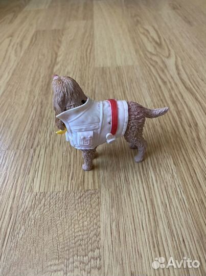 Собака спасатель фигурка