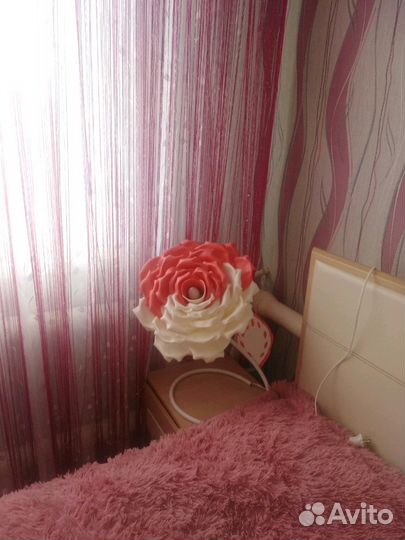 Торшер роза из изолона Светильник