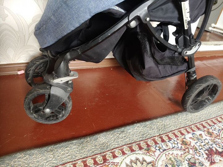 Коляска прогулочная детская