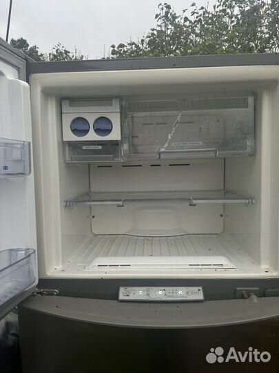 Холодильник whirlpool