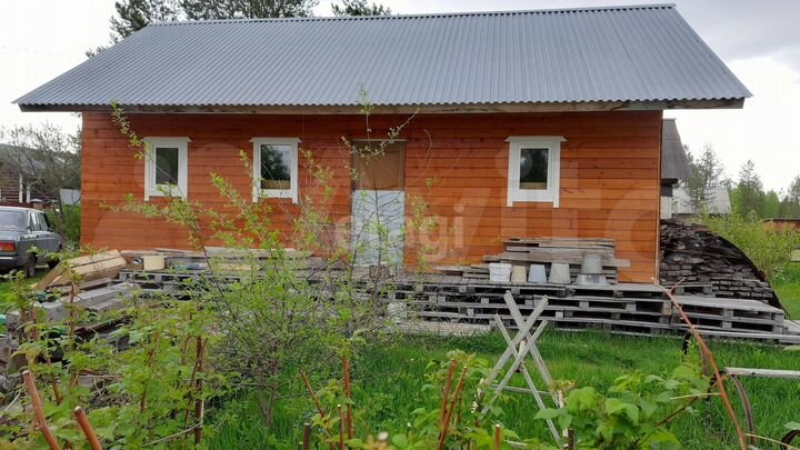 Дача 40,5 м² на участке 10 сот.