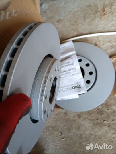 Продам тормозные диски Ауди а6