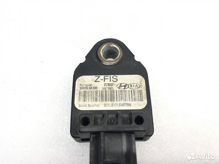 Датчик удара Kia Optima 3 седан 2.4 GDI 2011