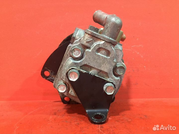 Насос гура Land Rover Discovery 3 SUV 276DT (AJD)