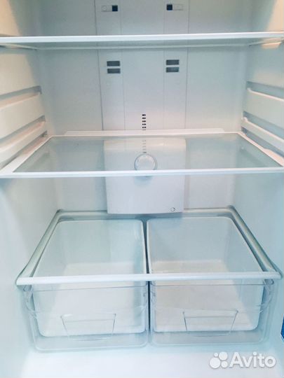 Холодильник Indesit бу No Frost Гарантия