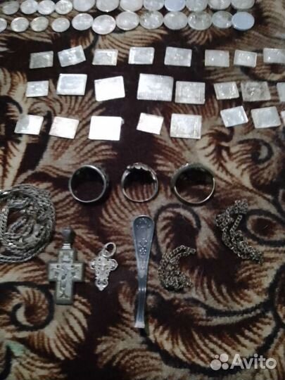 Продам серебро. Монеты, кольца, крестики, цепочки