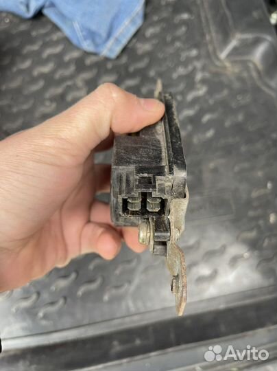 Соленойд дверного замка Pajero 2