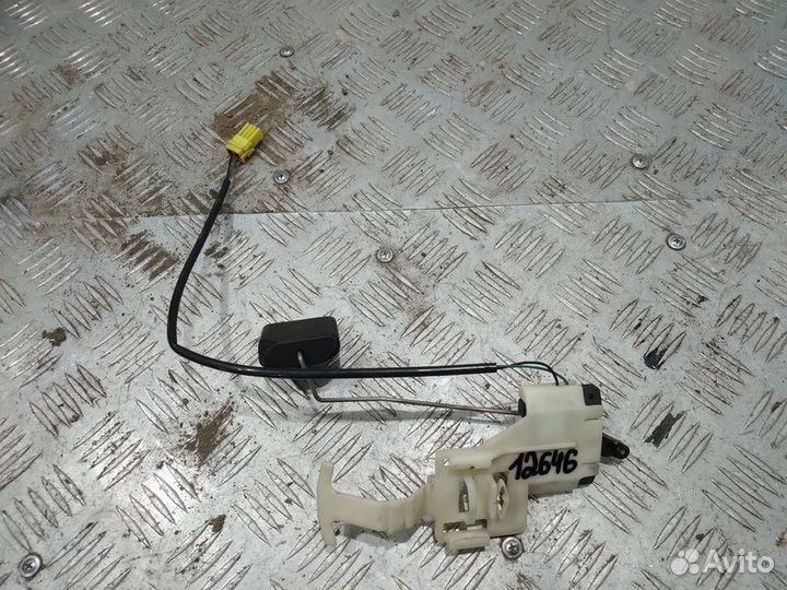 Датчик уровня топлива Range Rover Sport 1, L320