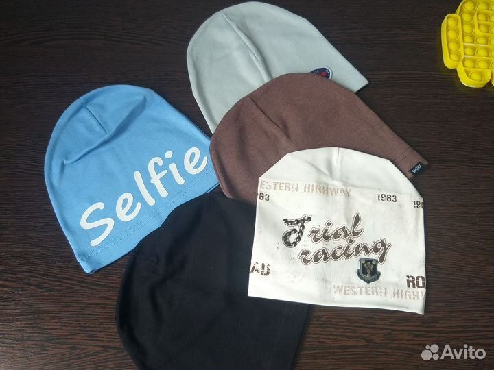Шапки детские и подростковые на мальчиков новые