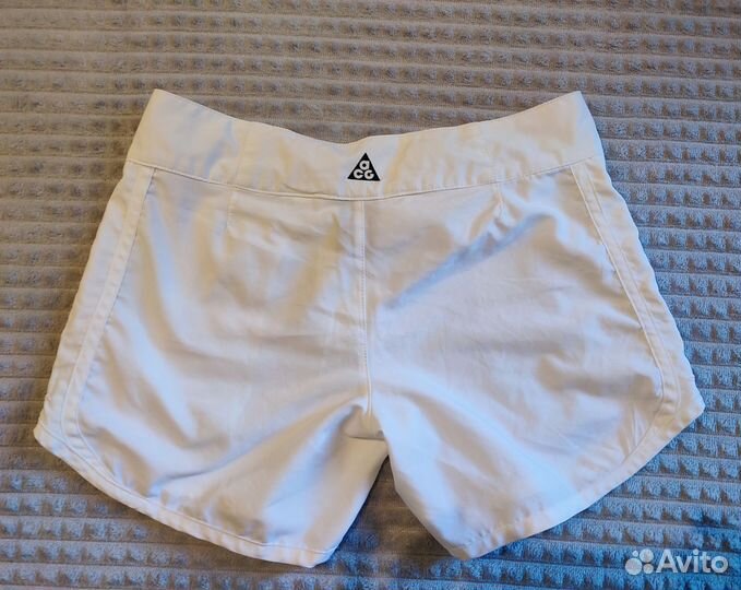 Шорты спортивные женские Nike