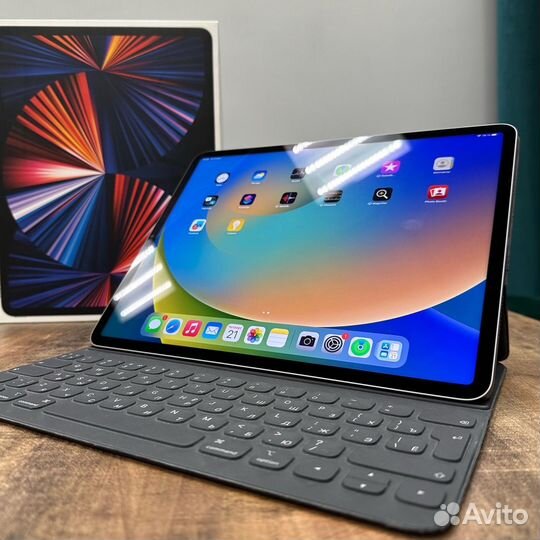 Чехол-клавиатура для iPad Pro 12.9 3 поколения