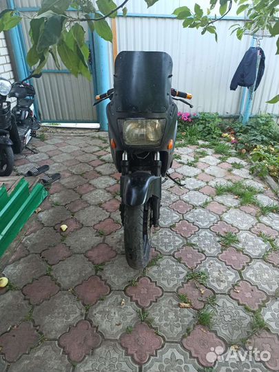 Kawasaki gpz 400 r