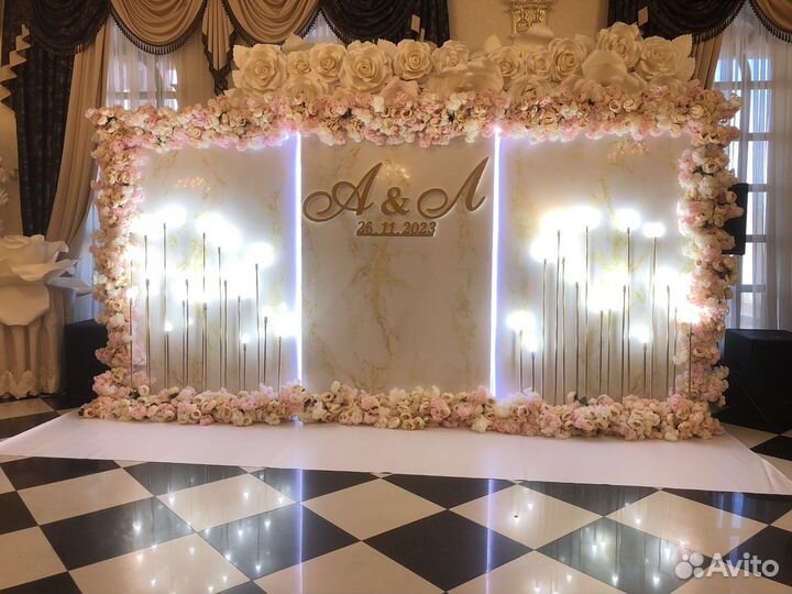 Фотозона с фонтаном