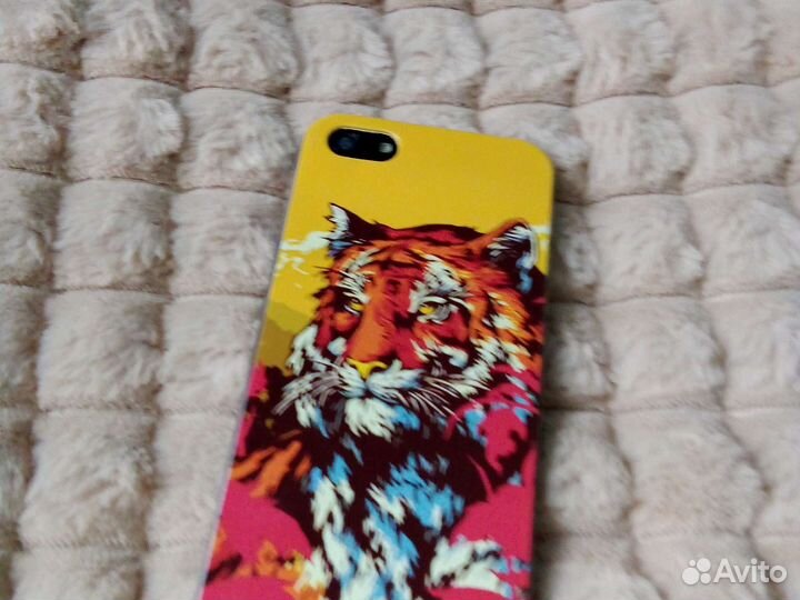 Телефон iPhone 5s