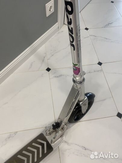 Самокат взрослый Razor A5 DLX