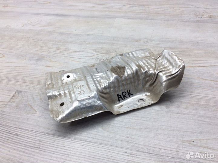 Экран тепловой Renault Arkana пробег 46 H5HA450