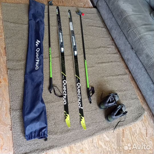 Беговые лыжи комплект