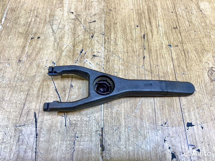 Вилка сцепления Nissan Navara D40 2004-2015г