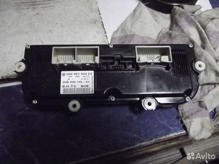 Блок управления кондиционером 5K0907044ES