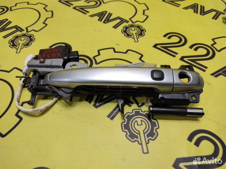 Ручка двери внешняя передняя правая Subaru Outback