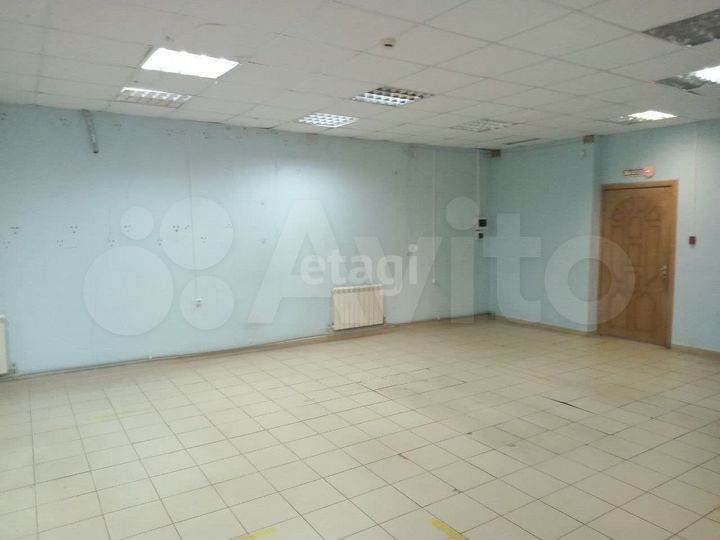 Продам торговое помещение, 662.3 м²