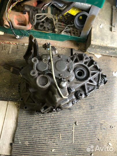 Коробка передач на Nissan Almera 1996 г.в