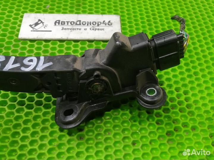 Педаль газа Mitsubishi Lancer X