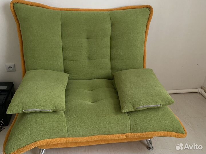 Диван и кресло