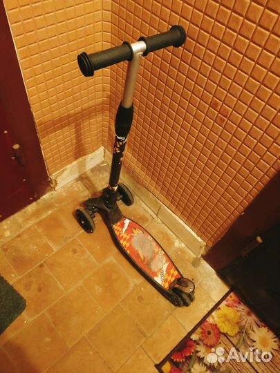 Самокат детский трехколесный